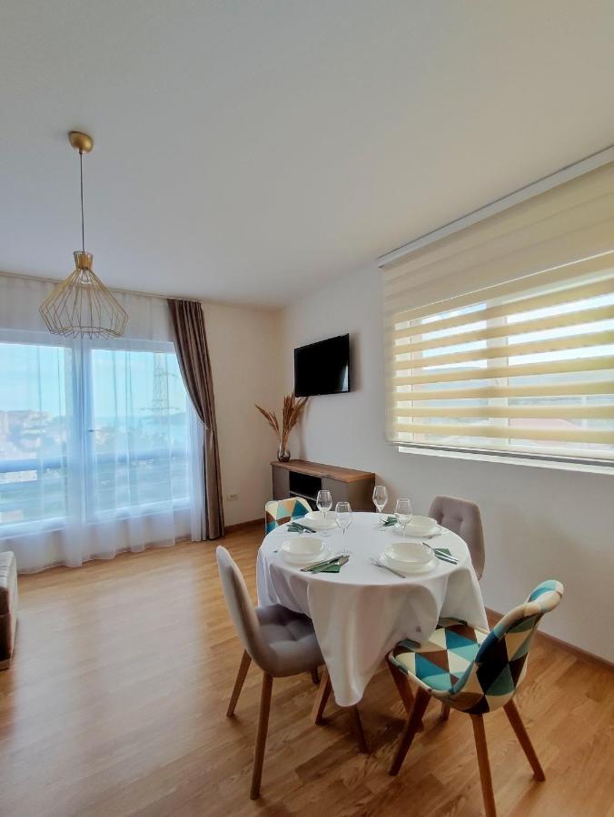 Elena Apartment Херцег Нови Екстериор снимка