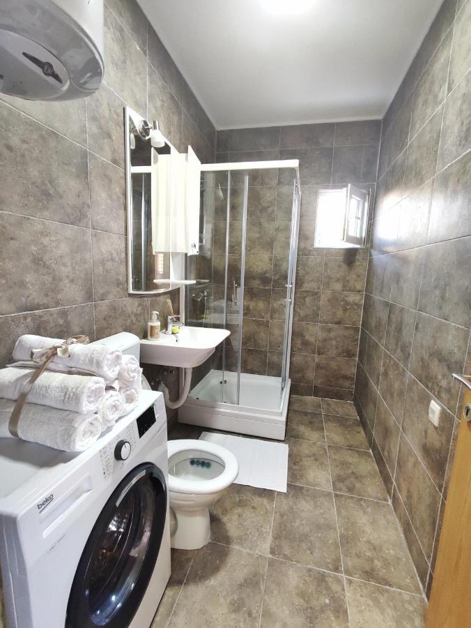 Elena Apartment Херцег Нови Екстериор снимка