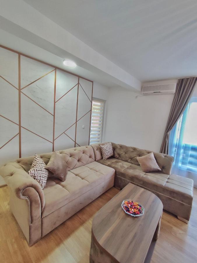 Elena Apartment Херцег Нови Екстериор снимка